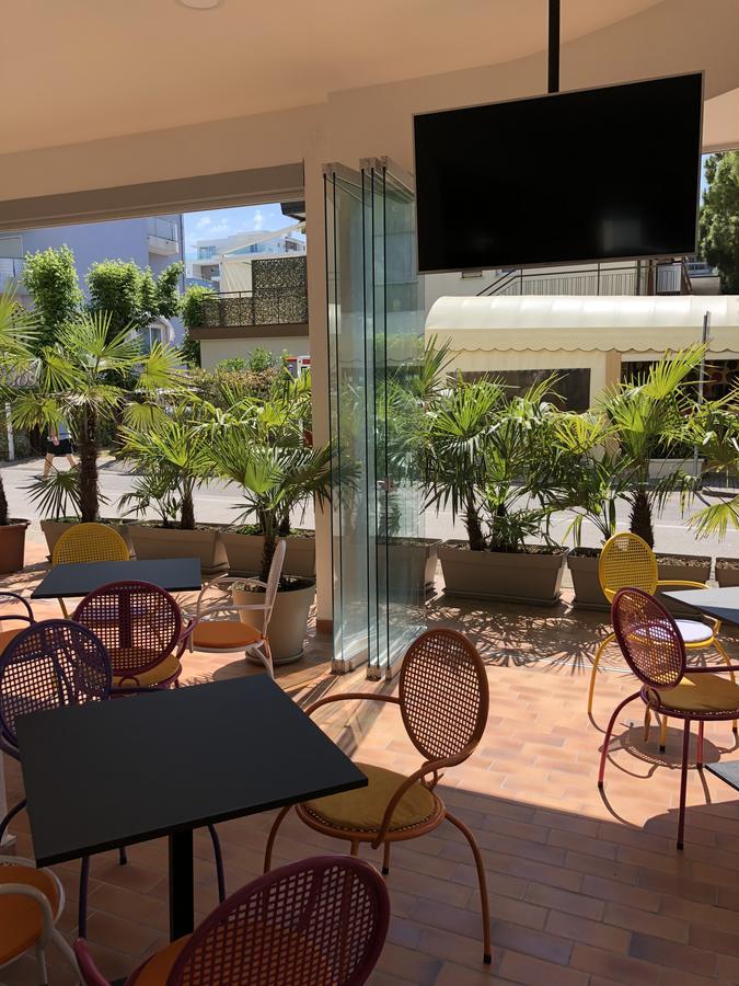 Hotel Marlisa Pier ลิโดดิเยโซโล ภายนอก รูปภาพ