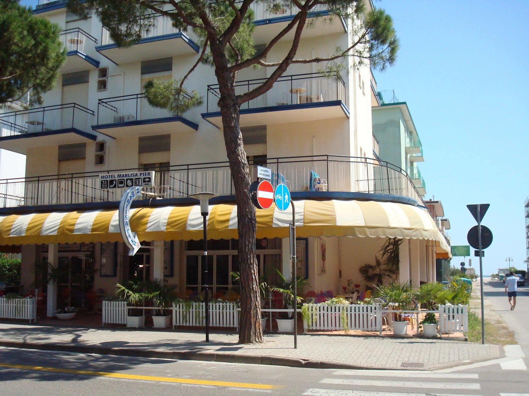 Hotel Marlisa Pier ลิโดดิเยโซโล ภายนอก รูปภาพ